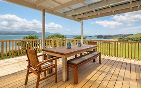 Onepu Moana 4-6 Bdr Holiday Home